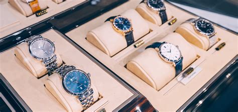 watchtrends|luxury watch market.